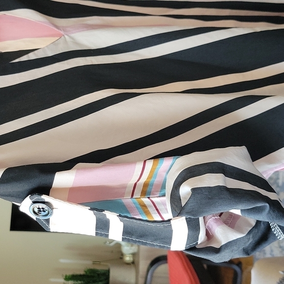 Imperial V-neck Top S - Picture 6 of 8